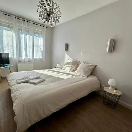 Ferienhaus Maison Face A Palestra Avec Jardin & Confort