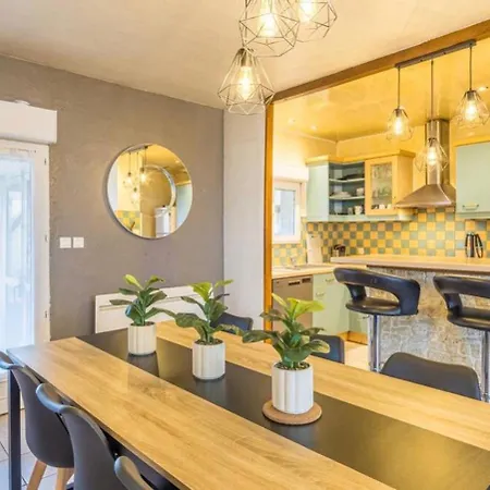 Maison Face A Palestra Avec Jardin & Confort